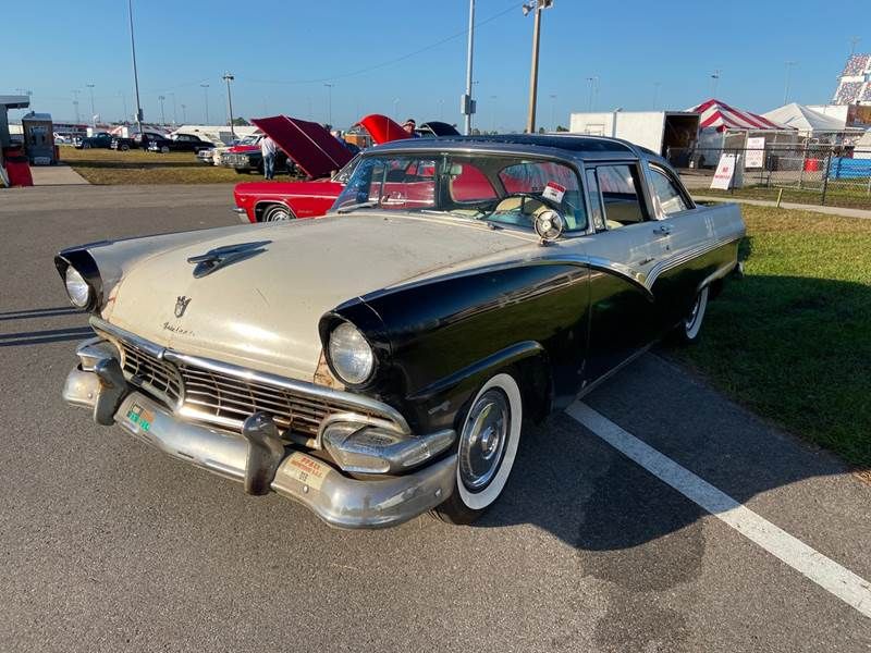  Ford Crown Victoria