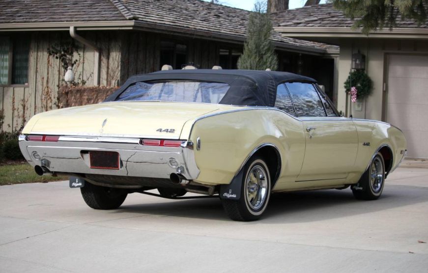  Oldsmobile 442 Convertible