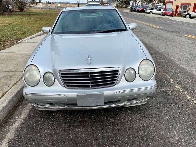  Mercedes-Benz E-Class E DR. Sedan