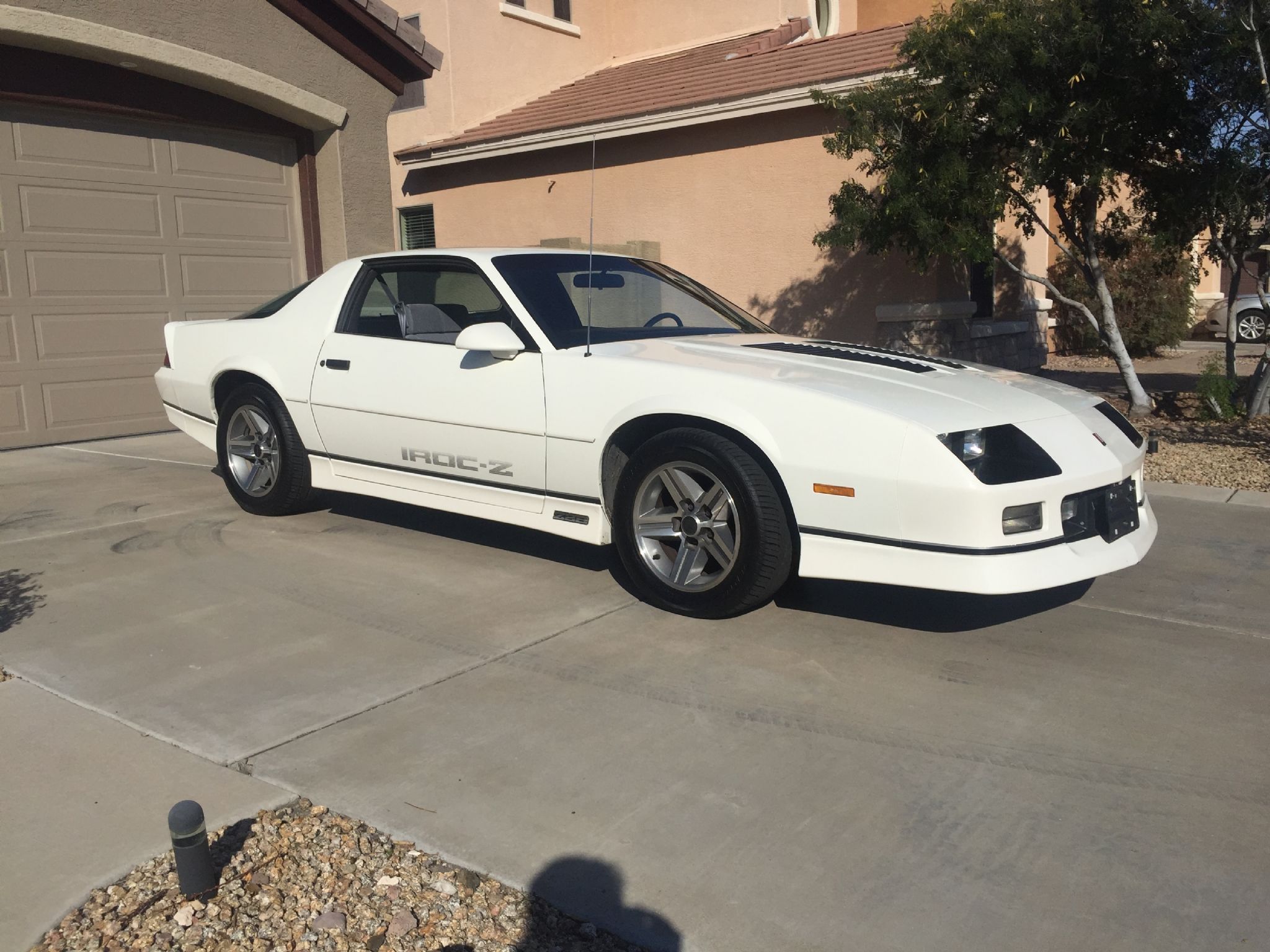  Chevrolet Camaro IROC-Z