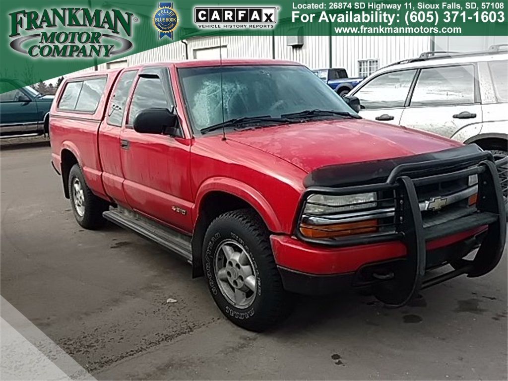  Chevrolet S-10 LS